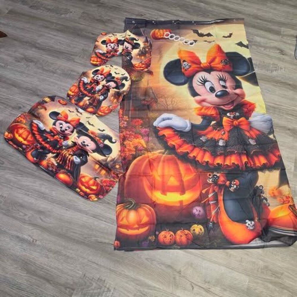 Disney Mickey and Minnie Mouse Halloween 4-Piece Bathroom Set